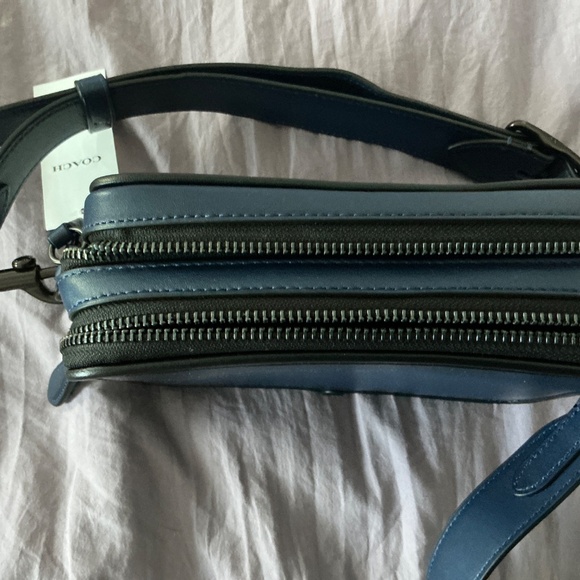 Coach CM370 Charter Crossbody With Hybrid Pouch IN DEEP BLUE - Picture 5 of 12